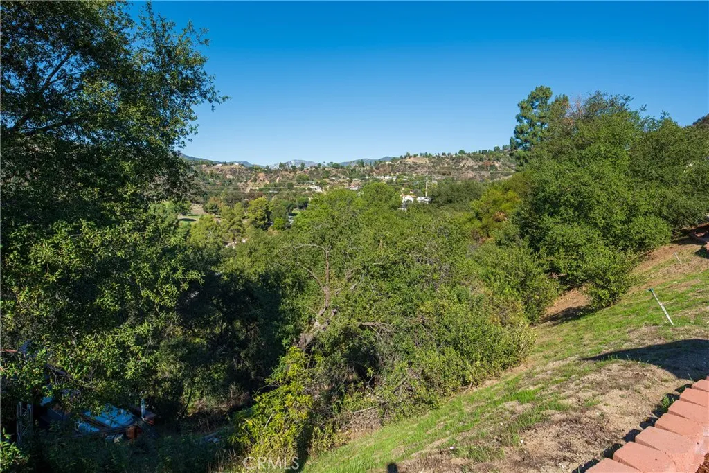 3025 Hollywell Place, Glendale, California 91206 home-pic-34